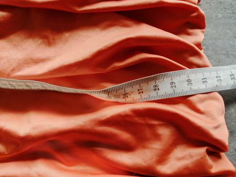 Jemné broskyňové šaty made in italy, v34-36, s