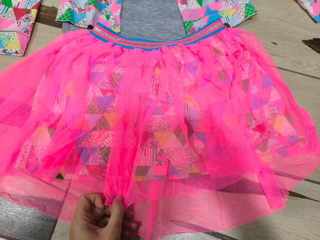 Suknovy komplet, 128