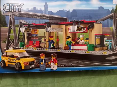 Lego vlaková stanica železničná 60050,