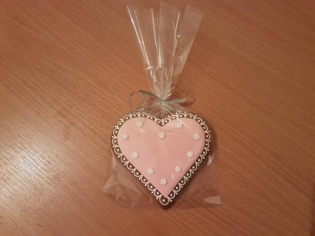 Medovníkové srdiečko - pani učiteľke (cca 10,5cm), 