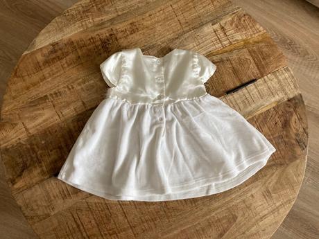 Šatky guess, guess,74