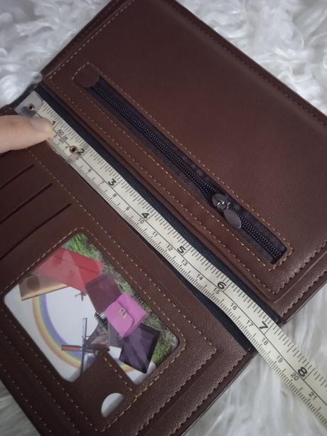 Puzdro na mobil a doklady,