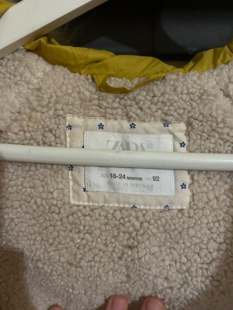 Zimna bunda zara s pravou kozusinou, zara,92