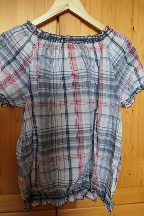 Krasna, vysivana, kvalitna damska bluzka m/l, m