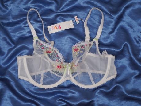 Luxusná čipkovaná podprsenka freya, 100f