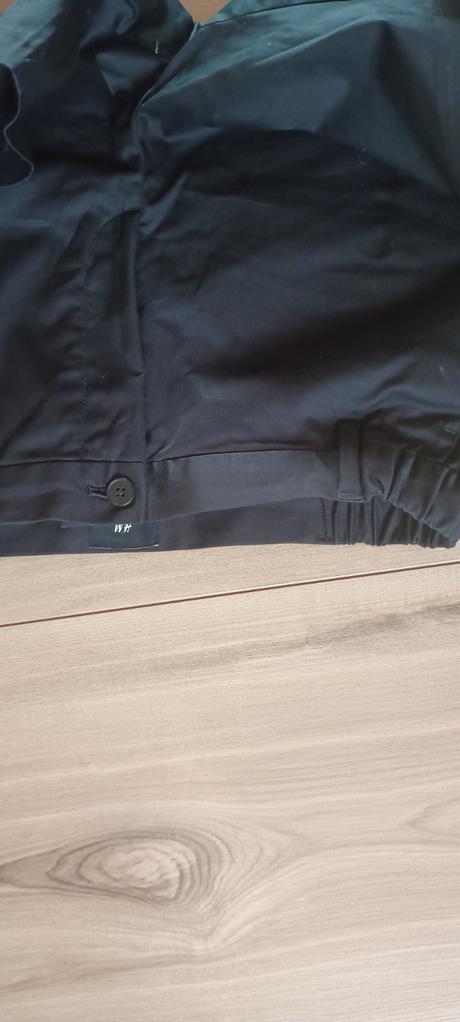 Elegantné čierne kraťasy, h&m,s