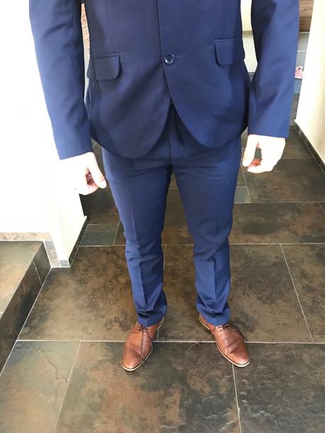 Pánsky tmavomodrý oblek, 50