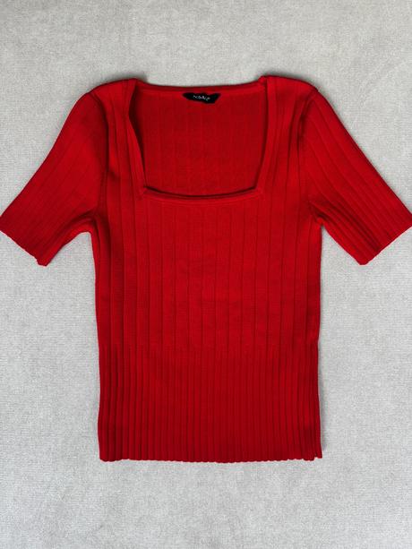 Červený elegantný top, s