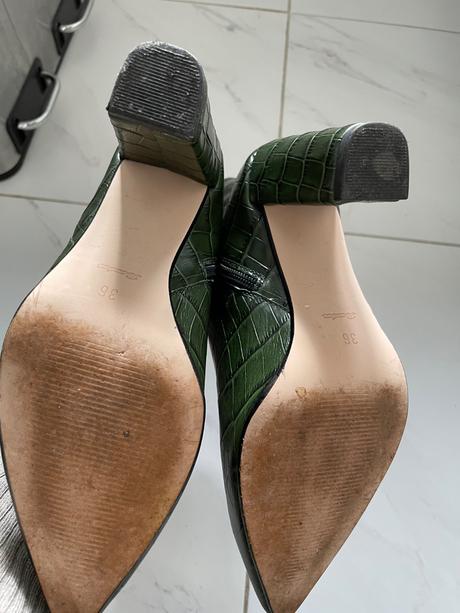 Bata kozene kotnikove cizmy, baťa,36