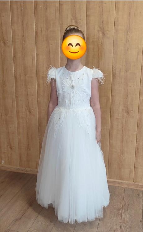 Šaty na prvé sväté prijímanie, 146