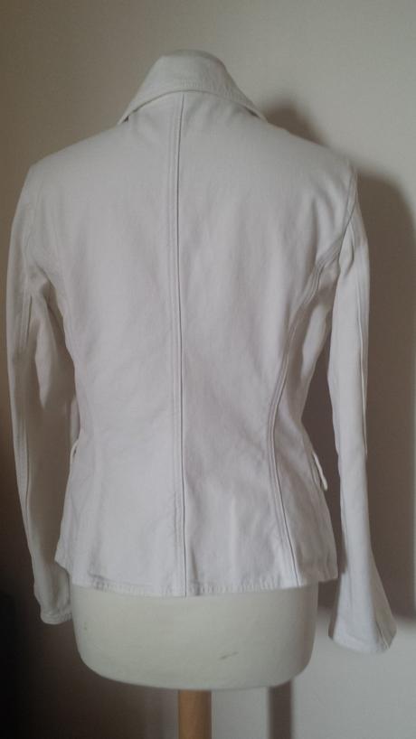 Sisley sako, sisley,m