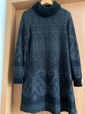 Pletené šaty s rolákom m/l, l