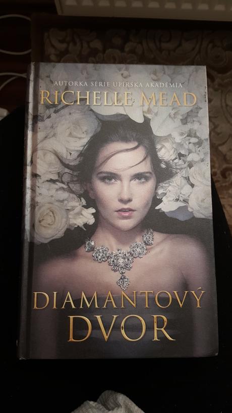 Diamantovy dvor - richelle mead, 
