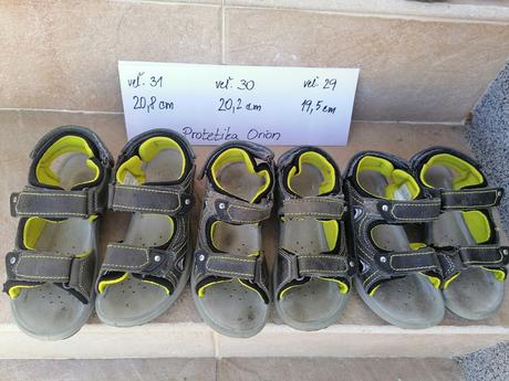 Kožené sandálky / papuče / prezúvky, protetika,31