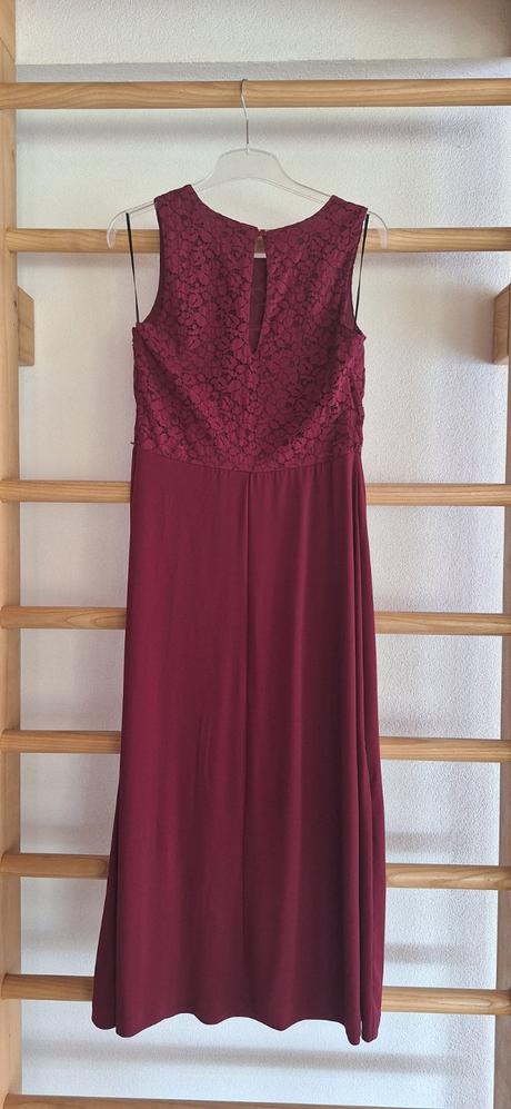 Spoločenské šaty body flirt, 38