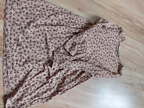 Balík veci 128 7- 8 rokov, 122–134