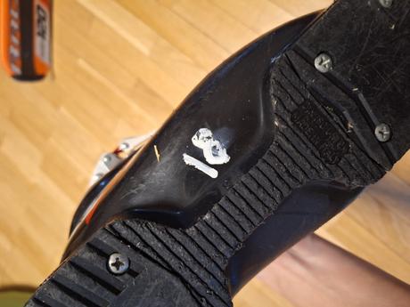 Lyziarky, dalbello,32