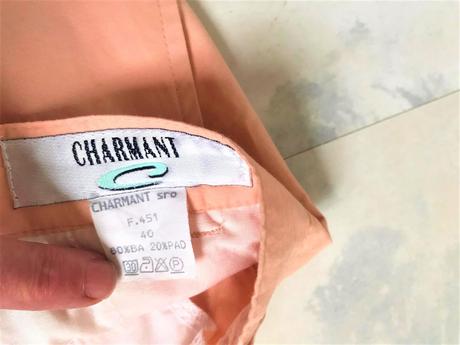 Šortky s vysokým pásom, 40