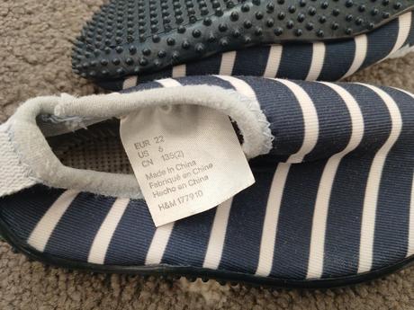 Neoprenove topanky do vody 22, h&m,22