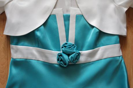 Slávnostné šaty, 40