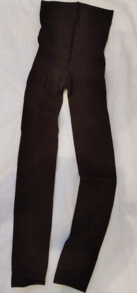 Tmavohnedé legíny, amisu