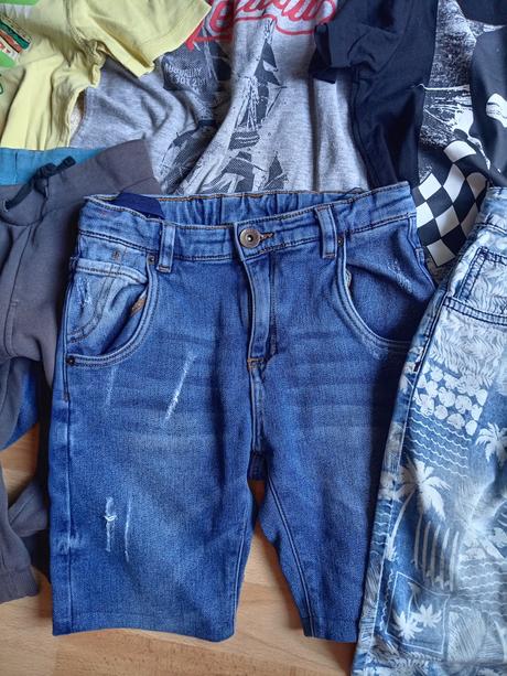 Komplet vecí pre chlapca, 122–134