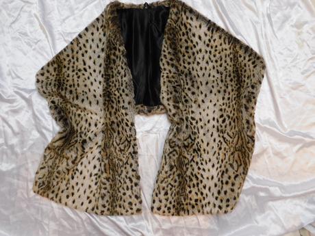 Pekny kožušinovy leo prehož, xxxl