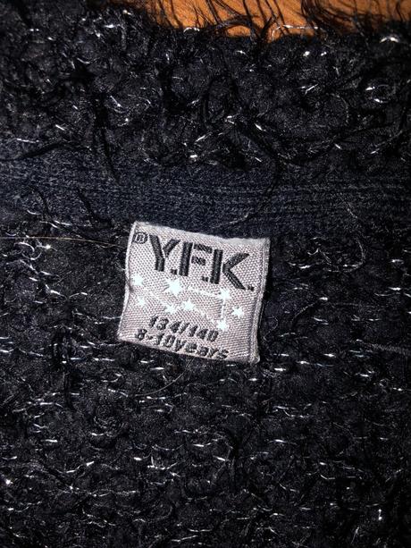 Svetrík 134/140, 134