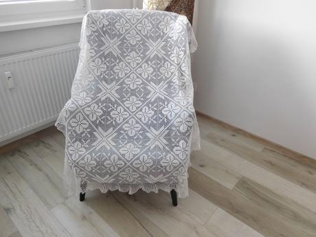 Obdlžníkový háčkovaný obrus 130 x 174 cm,, 