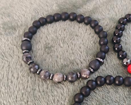 Náramok z minerálov, 