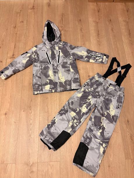 Lyžiarsky set, reserved,146