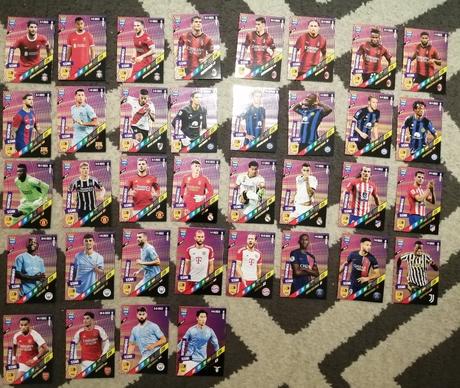 Fifa 365 2024  karty, 