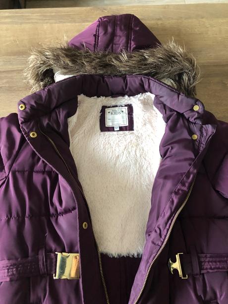 Bunda, marks & spencer,152