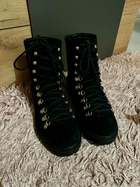 Prettylittlething clenkove prechodne stylove cizmy, 39