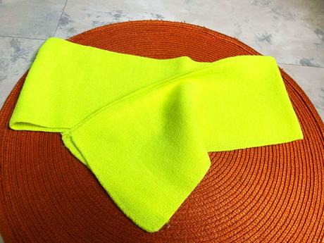 Čiapka a šál - neónova farba, 
