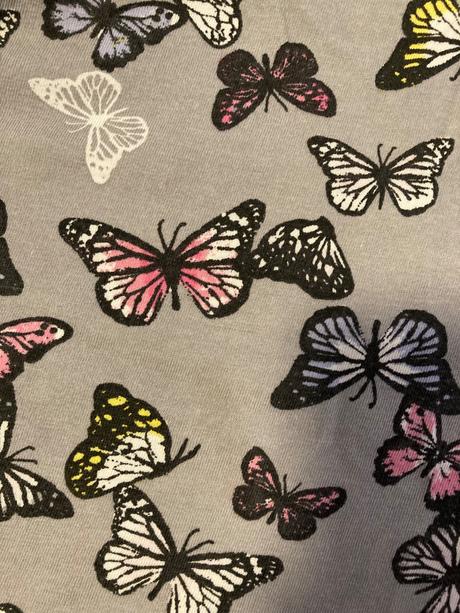 Motylikove saty, lindex,128