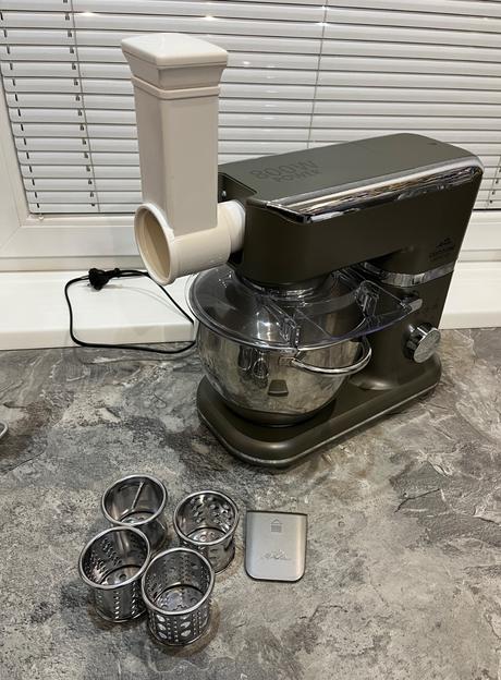 Kuchynský robot eta gratussino bravo ii 0023 90070, eta