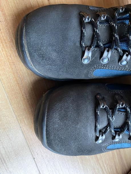 Turisticke topanky trezeta s gore texom, 39