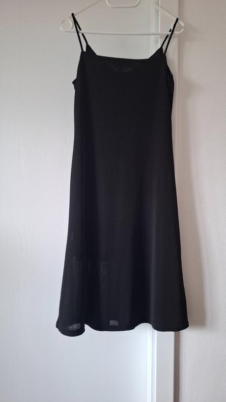 Malé čierne šaty, intimissimi,s