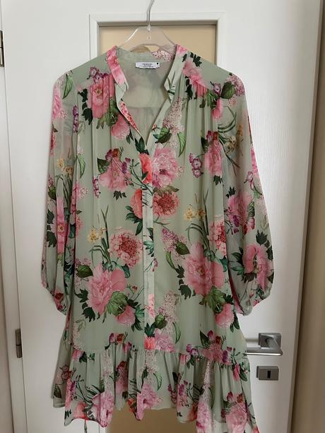 Reserved šaty, reserved,s