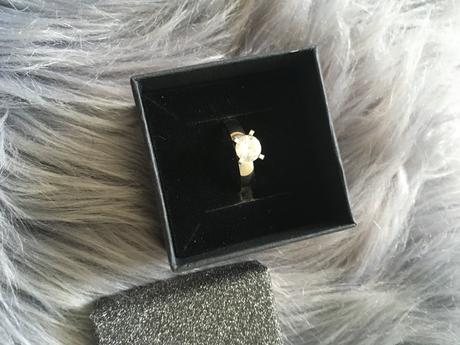 Strieborný nahrdelnik, prstene, 