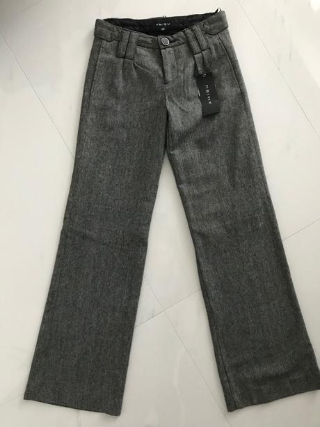 Nove nohavice, amisu,34