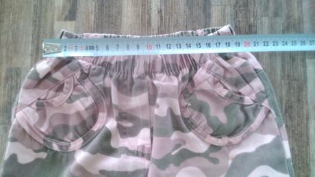 Maskáčové nohavice, 86