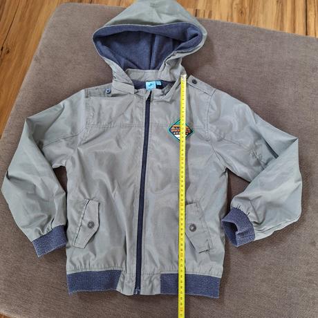 Tenka bundicka 128, 128