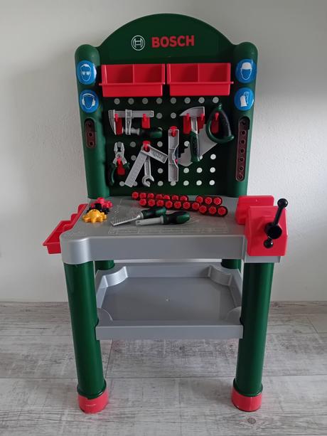 Bosch klein stolík, 