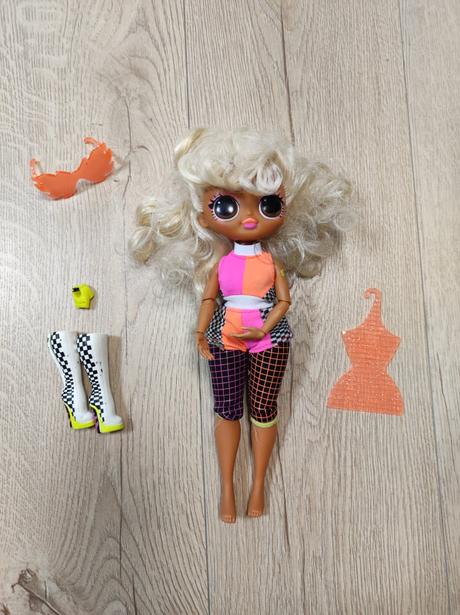 Lol bábika motorkarka, 