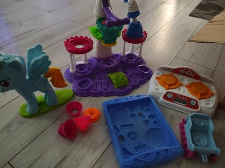 Hračky play doh,