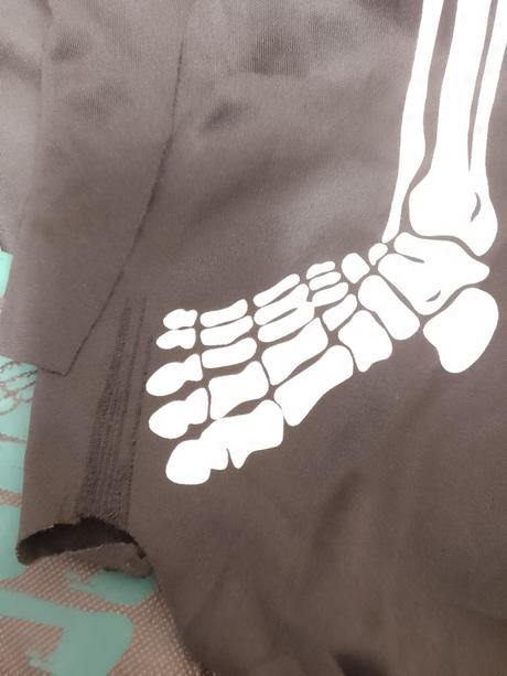 2 diel. halloween - kostrový duch, 7-10r, 122-146,