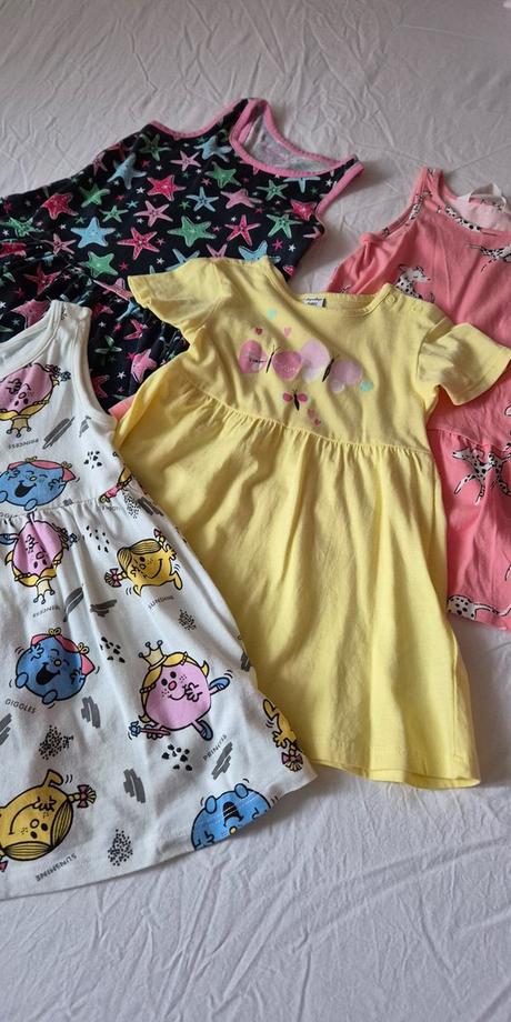 Dievčenské letné šaty, 92