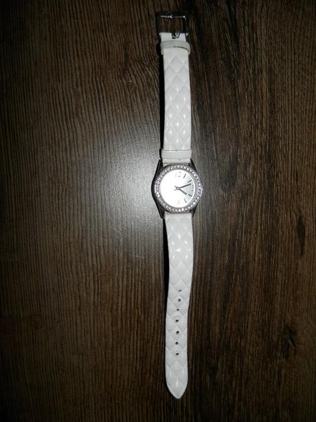 Náramkové hodinky,